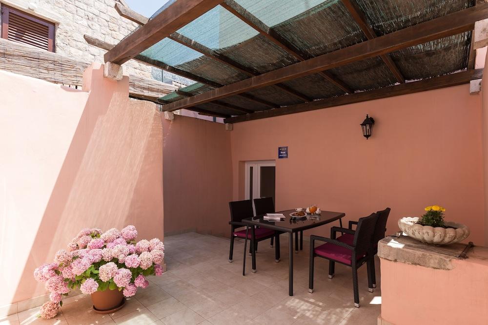 Little Village House