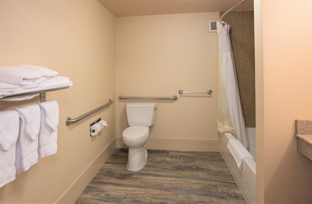 Hilton Garden Inn Wooster - photo 37