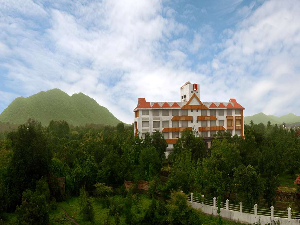 Sarovar Portico Gir in Mendarda, India