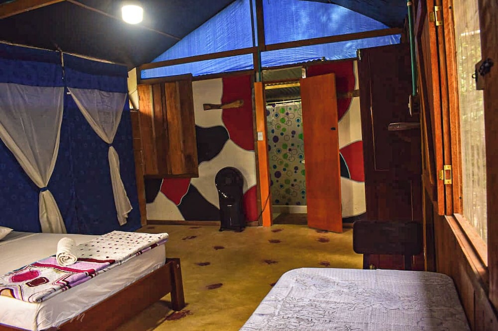 Hostal Caño Nevera — 4-Star Luxury Hotel in La Macarena, Colombia