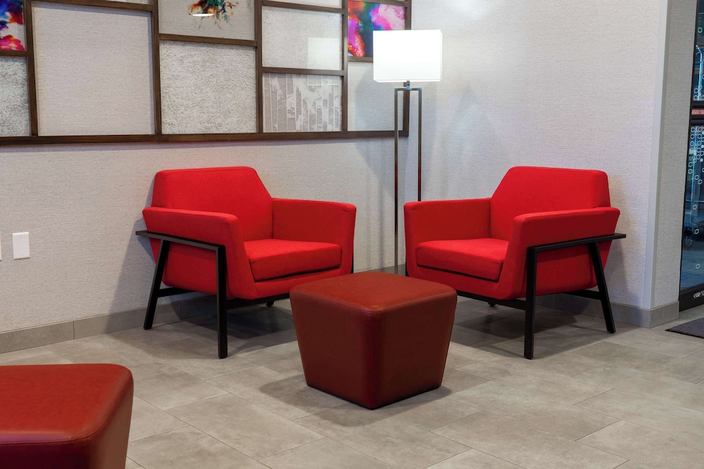 Hampton Inn Elkhorn Lake Geneva Area - photo 2