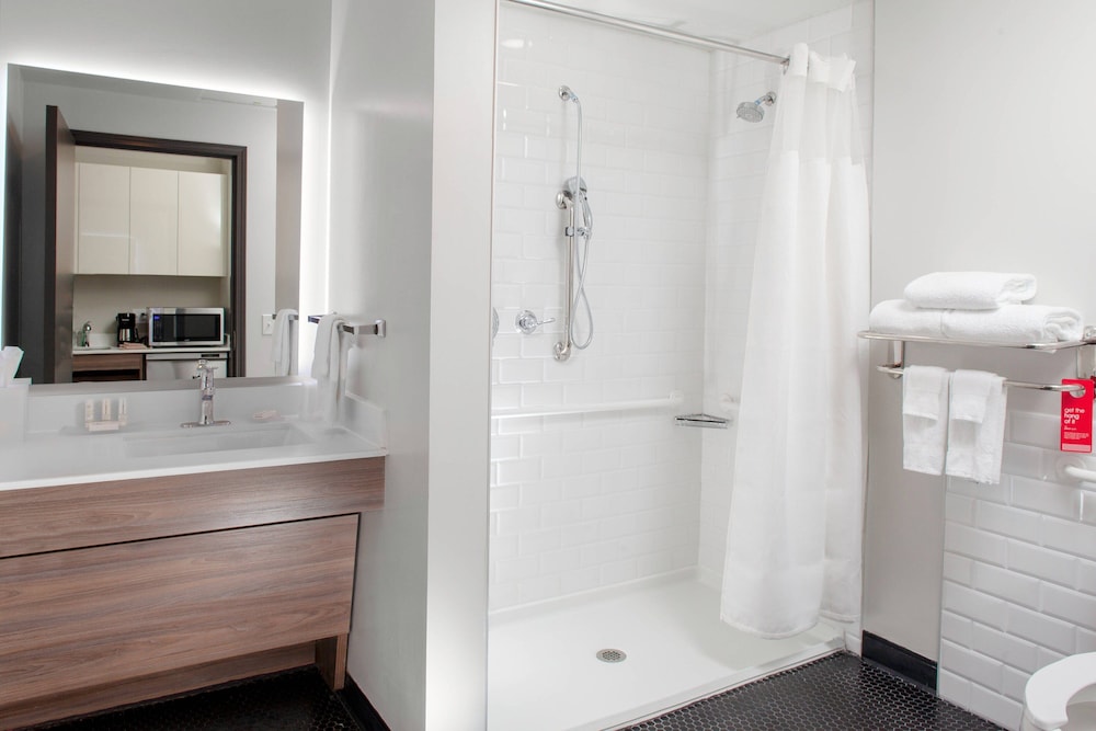 TownePlace Suites by Marriott Dallas Downtown - photo 12