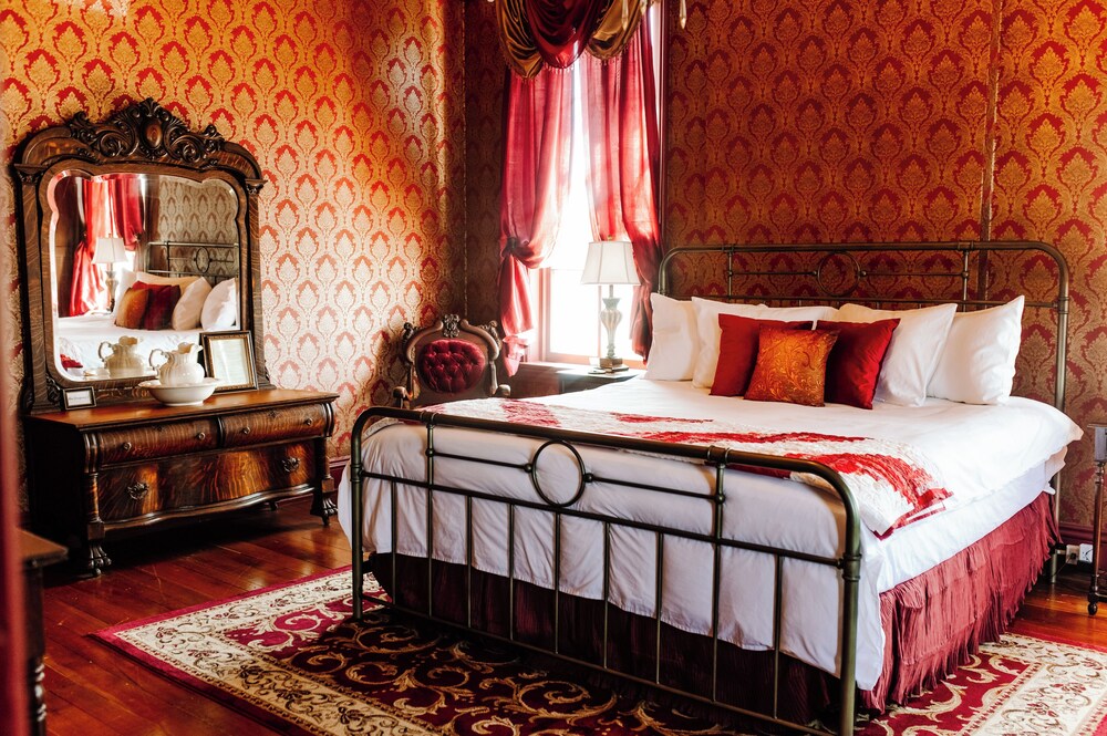 White House Hotel - photo 7