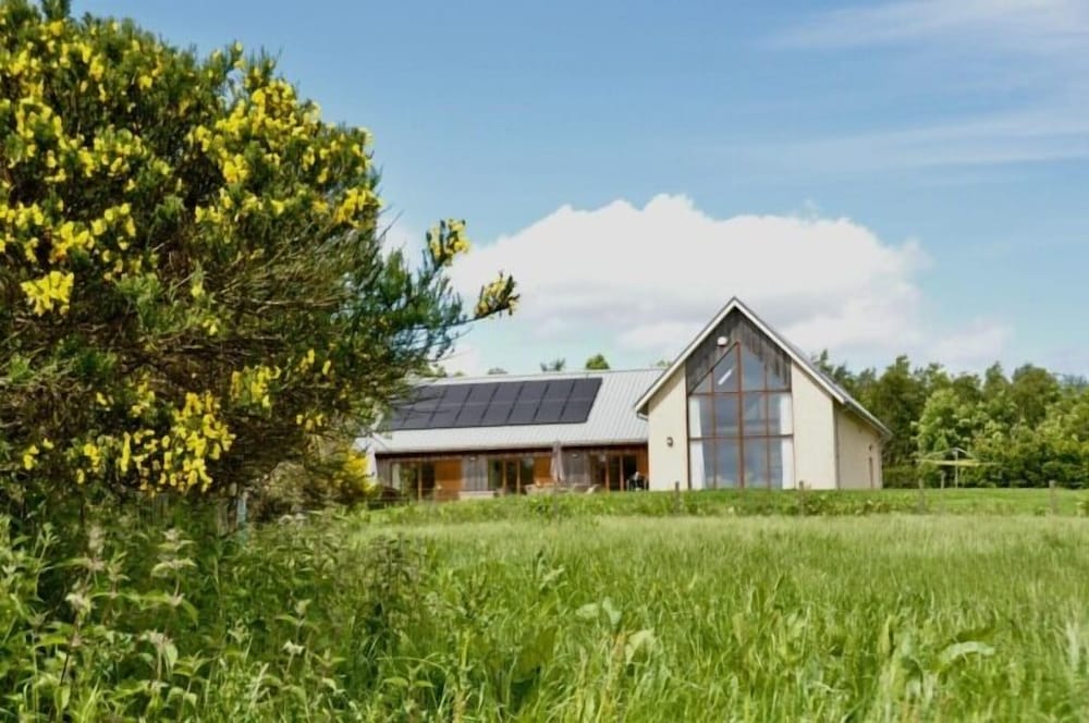 Clovenstone Lodges — hotel in Inverurie