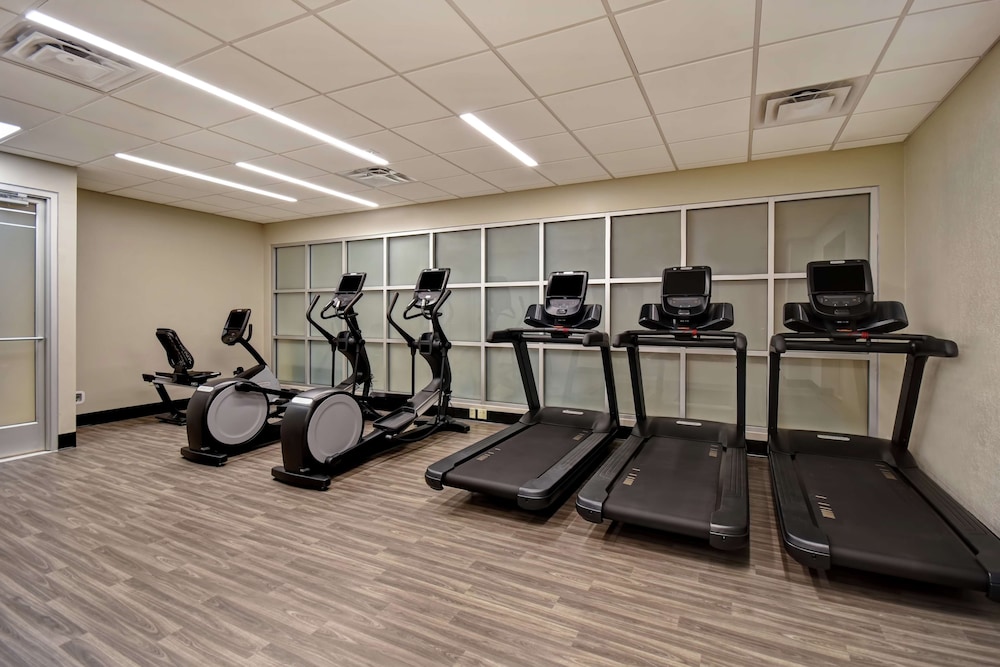 Embassy Suites Little Rock - photo 58