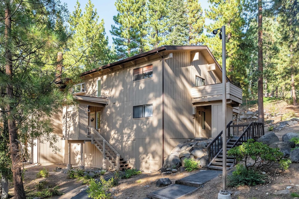 Tahoe Dreamin by Avantstay Central Location - photo 31