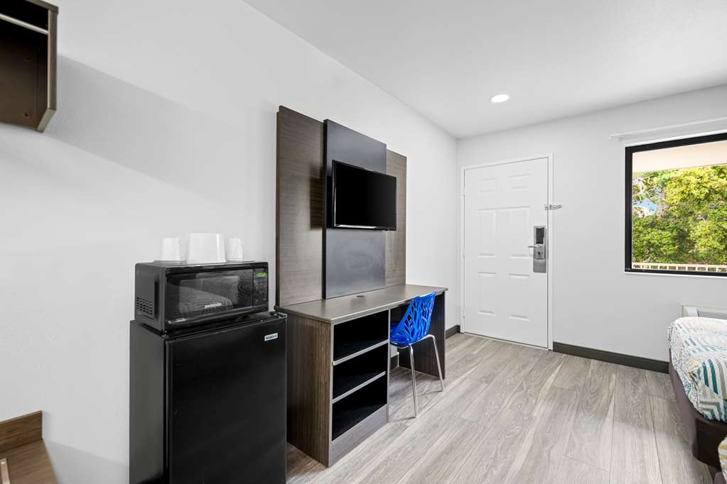 Motel 6 Monterey CA - photo 15
