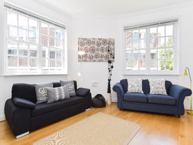 Waterside Níké Apartments