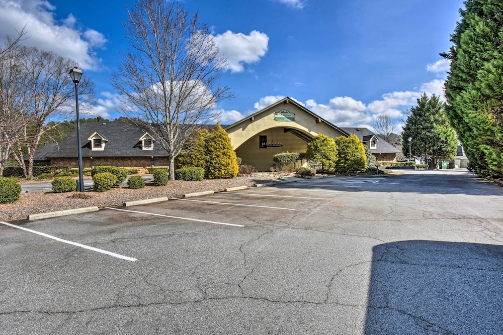 Inviting Kingwood Resort Condo in Clayton - photo 22