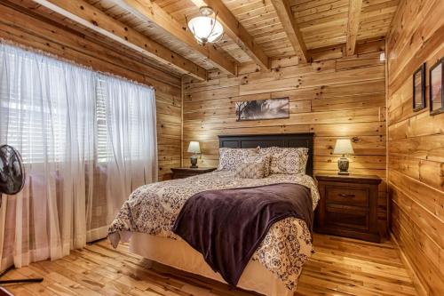 A View From Above Spacious Smoky Mountain Getaway Perfect for Families & Groups - photo 20