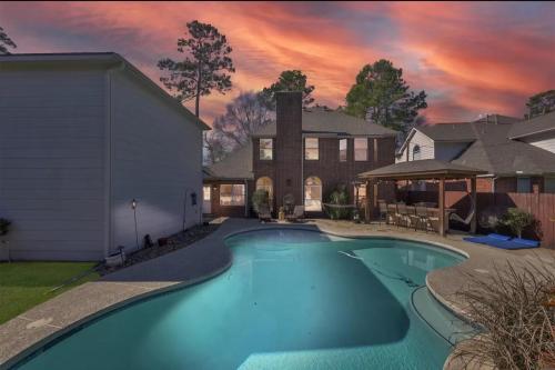 Luxurious Tomball Getaway in Tomball, United States