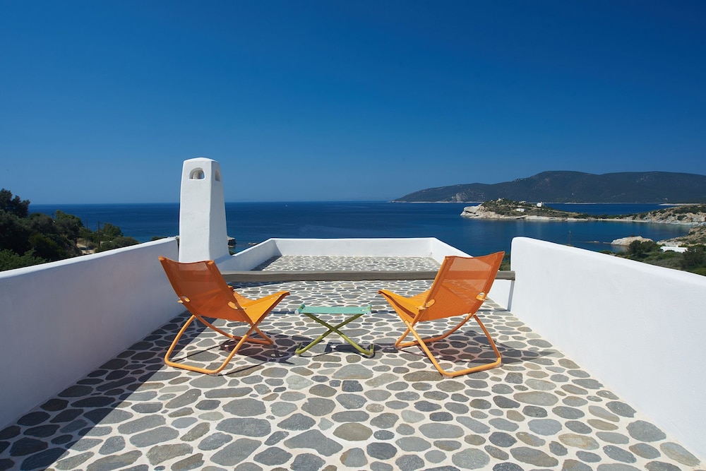 SkiNAmmos Eco Villas — 4-Star Luxury Hotel in Karystos, Greece