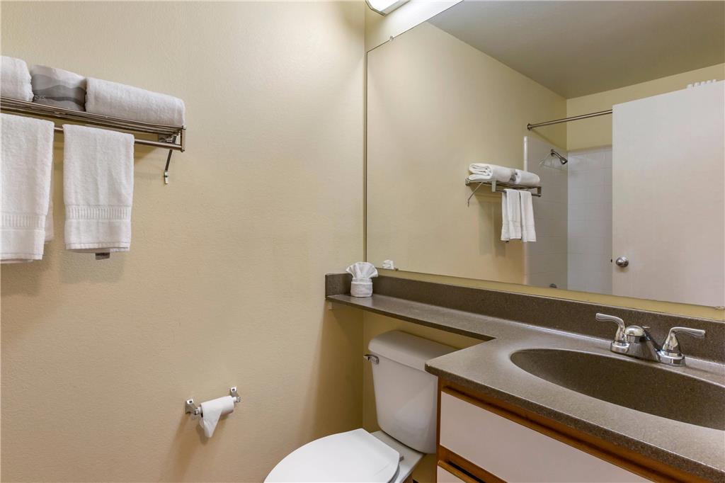 Suburban Studios Albuquerque Uptown - photo 20