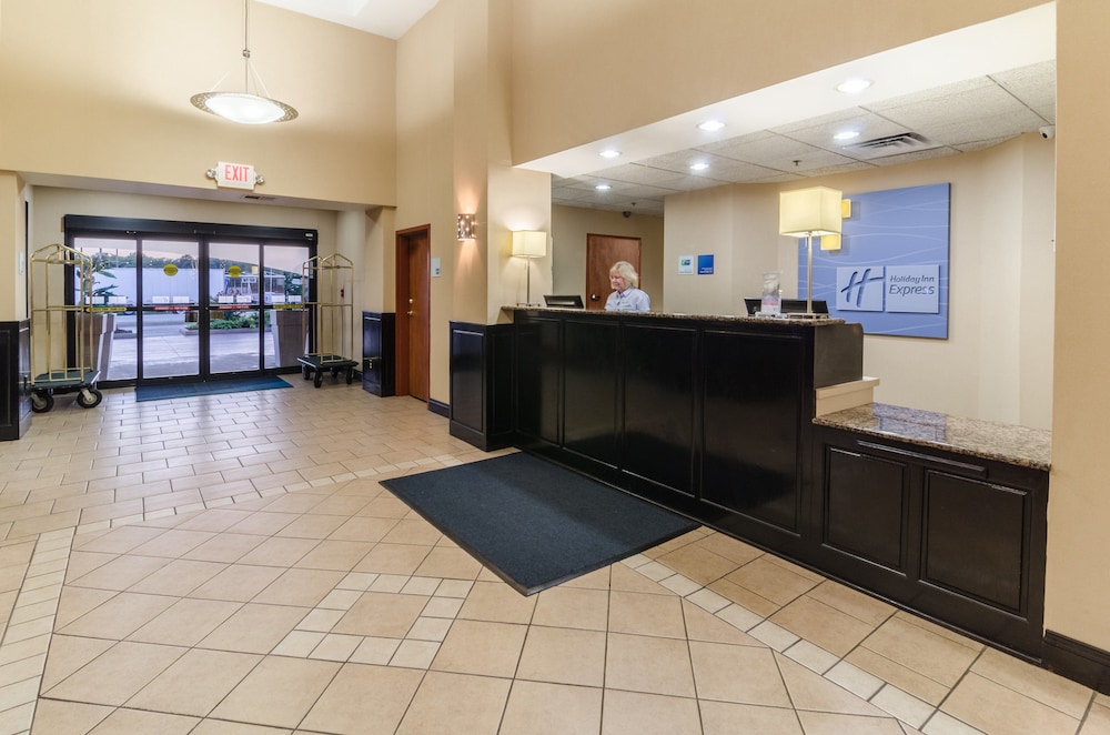 Holiday Inn Express & Suites Vinita by IHG - photo 39