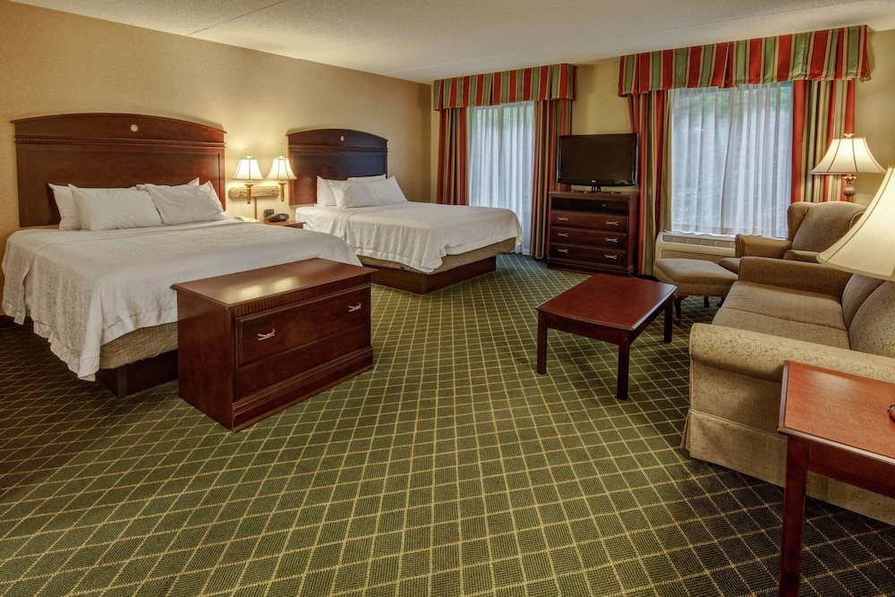Hampton Inn Cambridge - photo 24