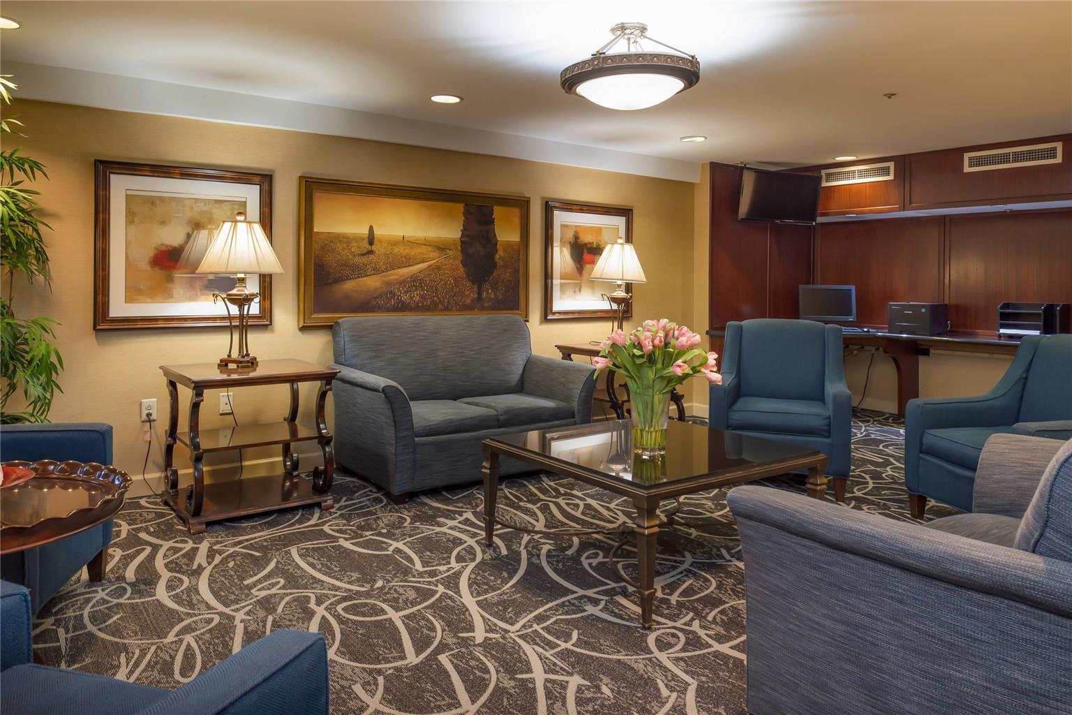 Arlington Court Suites a Clarion Collection Hotel - photo 62