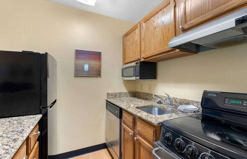 Extended Stay America Suites Chantilly Dulles - photo 50
