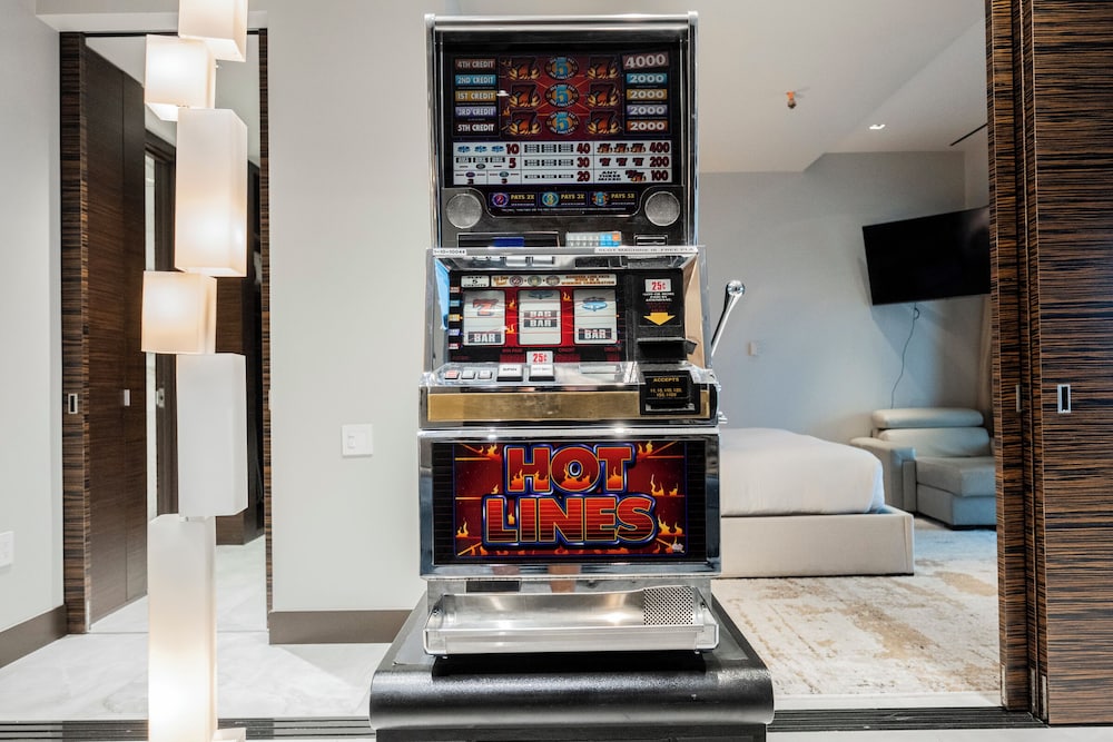 StripViewSuites at Palms Place Penthouses - photo 128