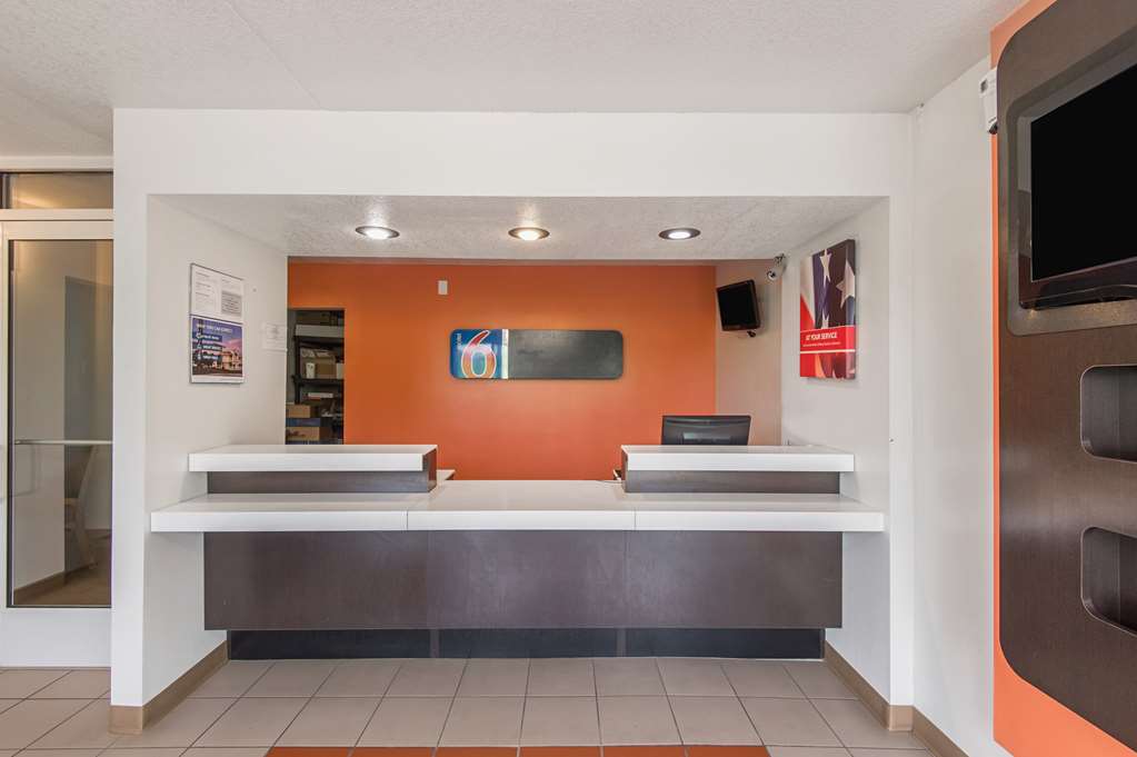 Motel 6 Overland Park KS - photo 25