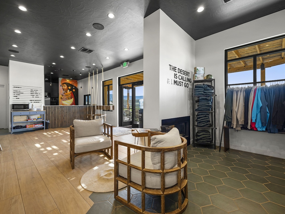 Zion Wildflower - photo 4