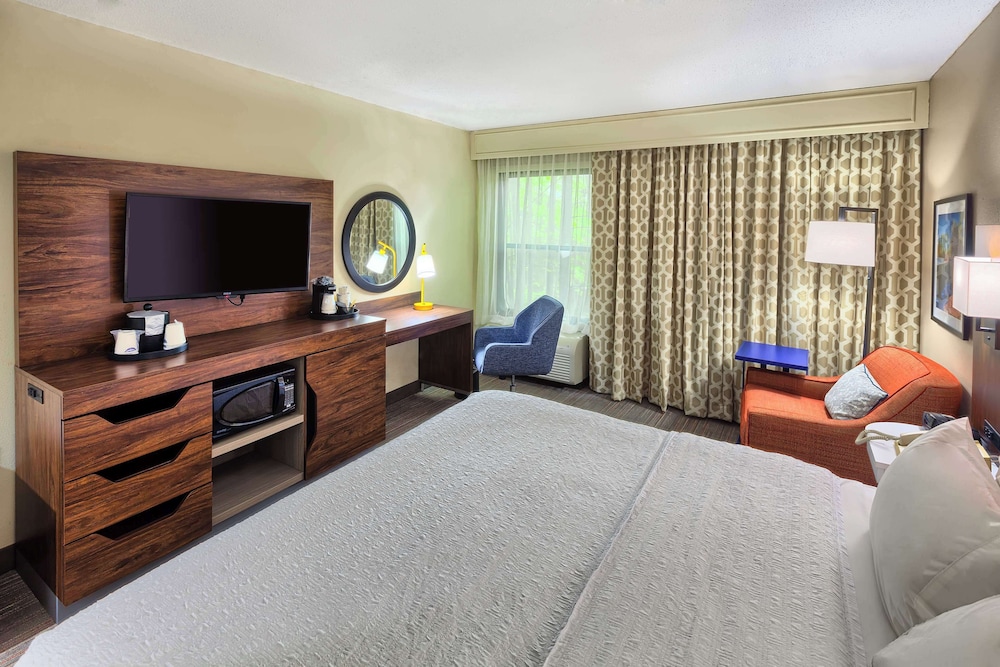 Hampton Inn Raleigh Garner - photo 9