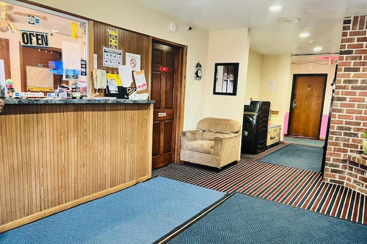Villa Inn Motel - photo 4