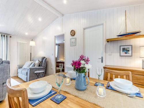 Rosemary Lodge — 4-Star Luxury Hotel in Willington, United Kingdom