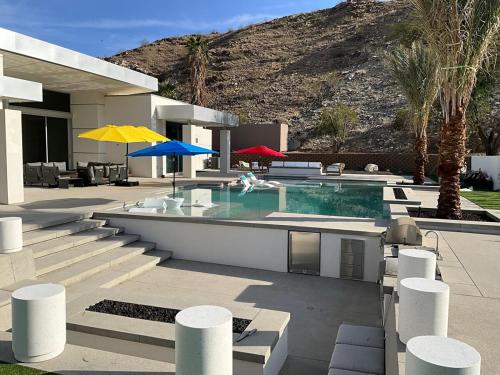 The Desert Wellness Compound — Palm Desert