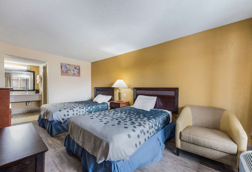 Econo Lodge Salisbury South - photo 34
