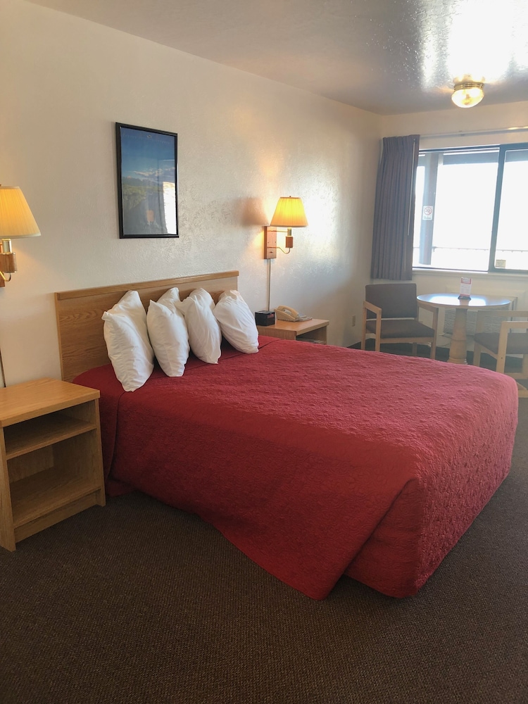 Red Bear Inn - photo 6