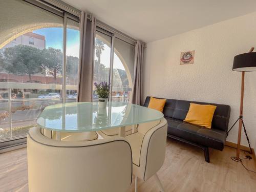 2 Pieces Apartement a Frejus Avec Parking in Frejus, France