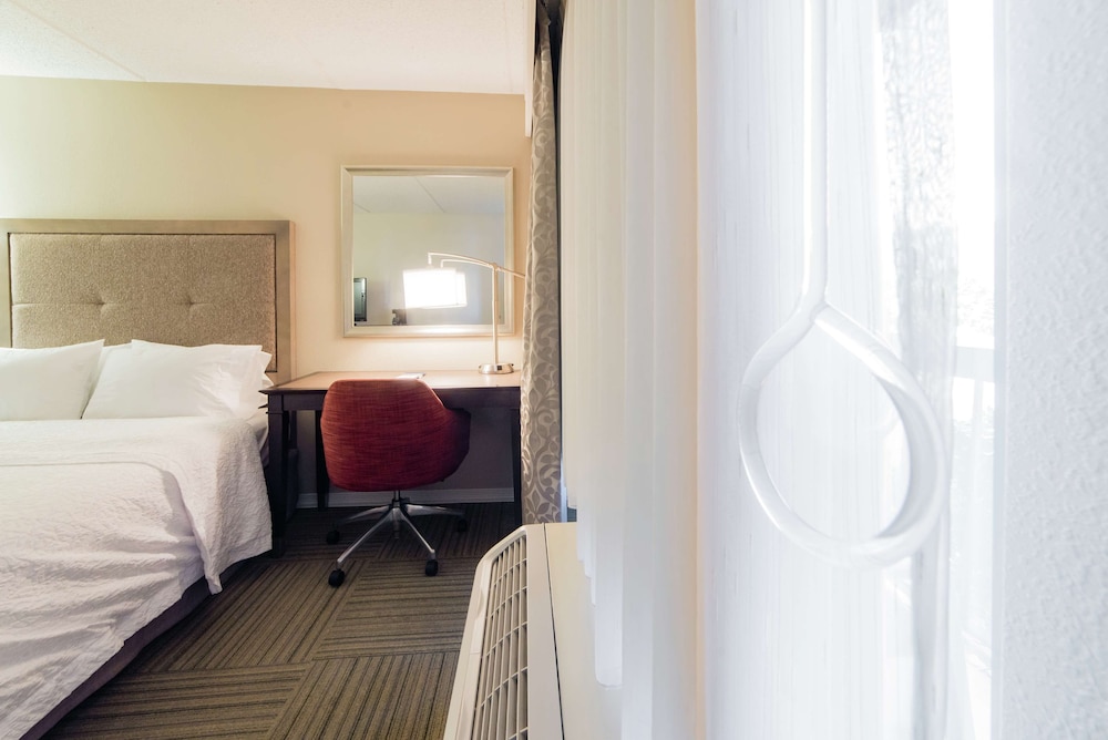 Hampton Inn Caryville I 75 Cove Lake State Park - photo 39
