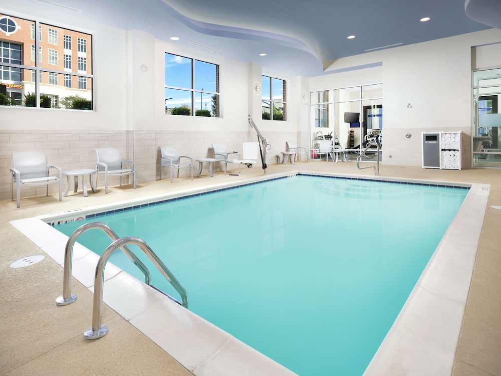 Hampton Inn by Hilton Wilmington Downtown - photo 20