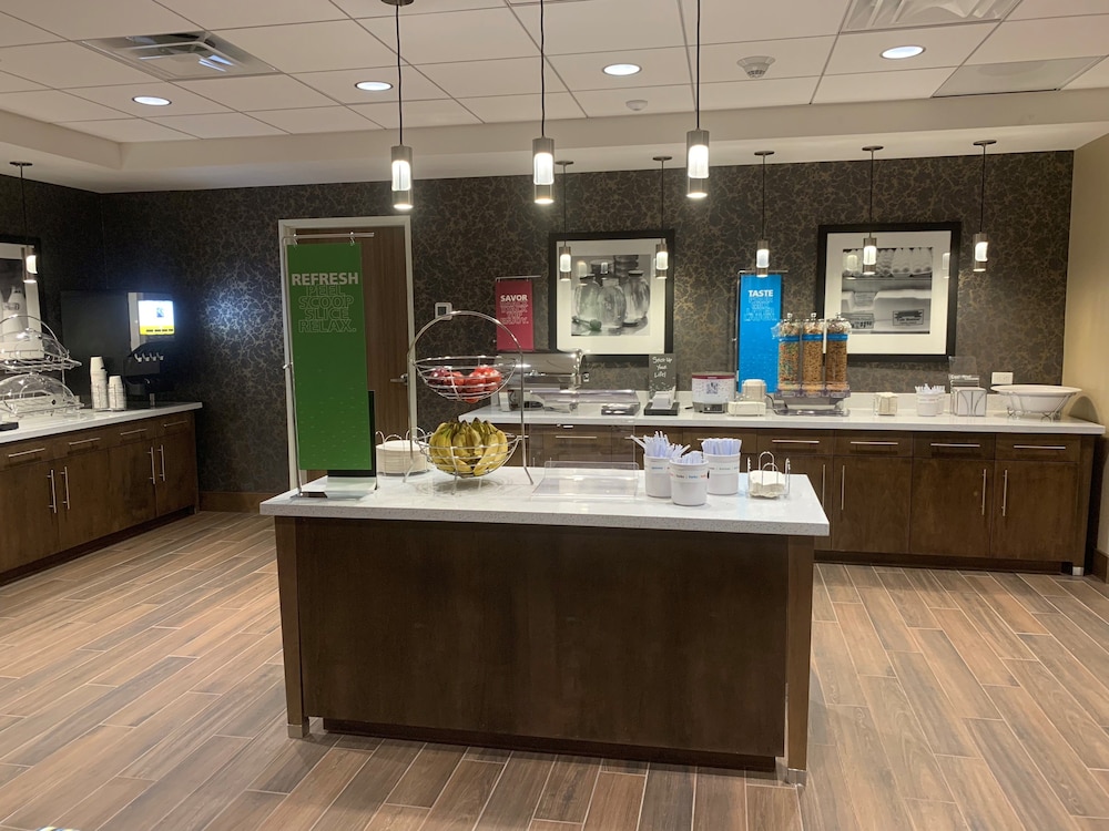 Hampton Inn Arvin Tejon Ranch - photo 38