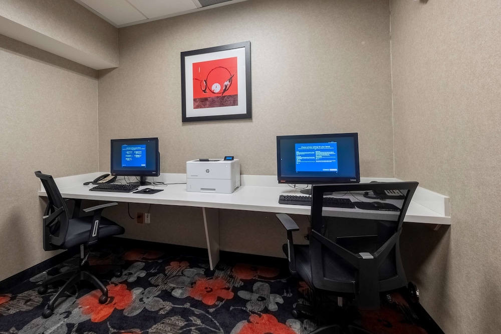 Hampton Inn & Suites DuPont - photo 61