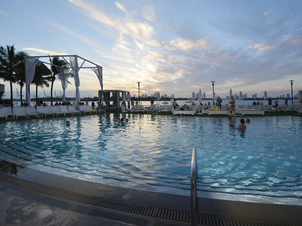 Studio in a 5 Hotel City View Pool w DJ #425 - photo 40