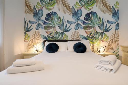 Piramide Charme Apartment — 4-Star Luxury Hotel in Rome, Italy