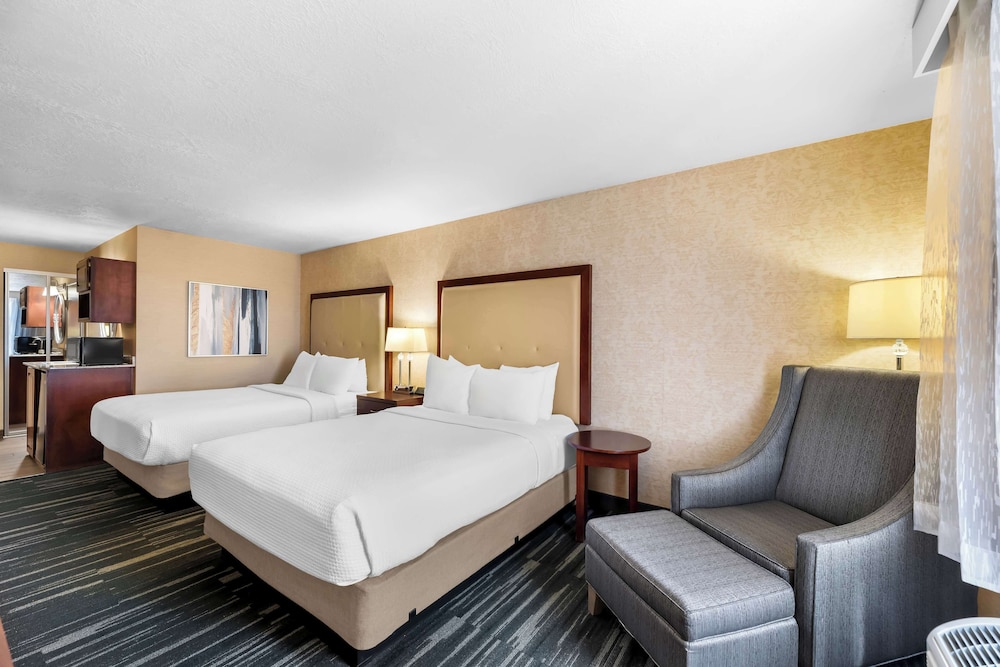 Best Western Plus Abbey Inn - photo 11