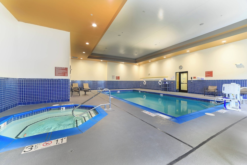 TownePlace Suites by Marriott Farmington - photo 13