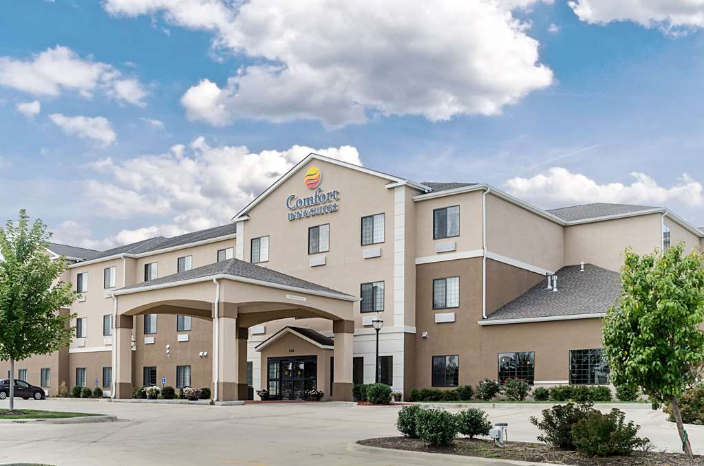 Comfort Inn & Suites Lawrence University Area - featured photo