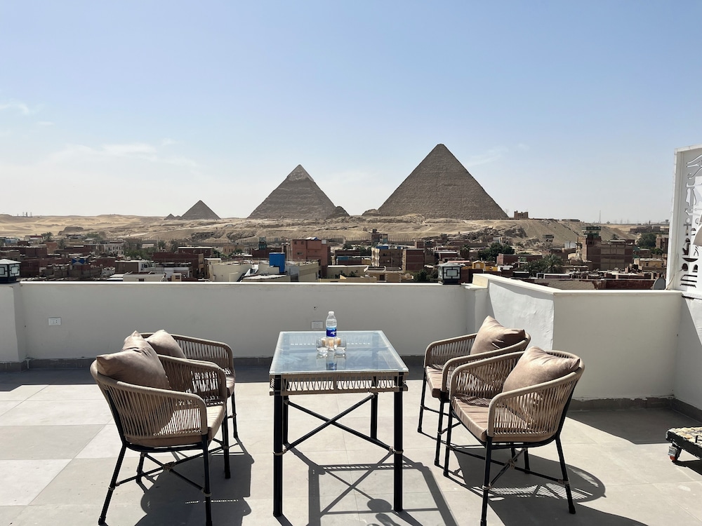Pyramids Window - last minute hotel in Giza