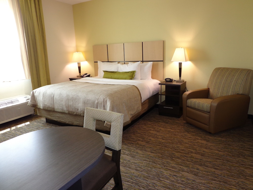Candlewood Suites Odessa by IHG - photo 8