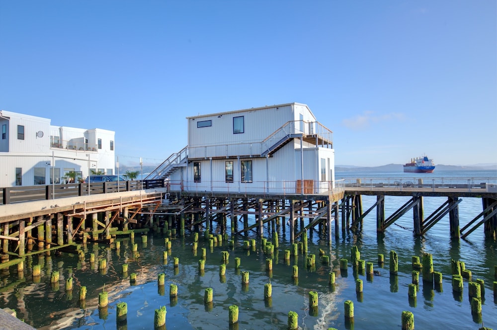 Bowline Hotel - photo 150