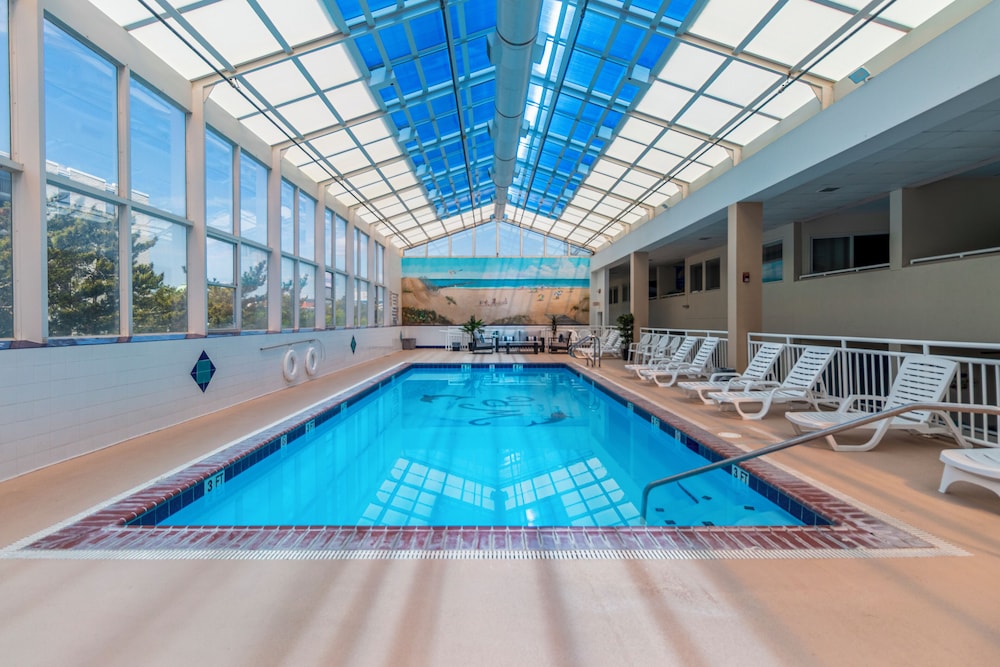 Watson's Regency Suites - carbon neutral hotel in Ocean City