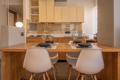 Suite Color Family Roma — 4-Star Luxury Hotel in Rome, Italy