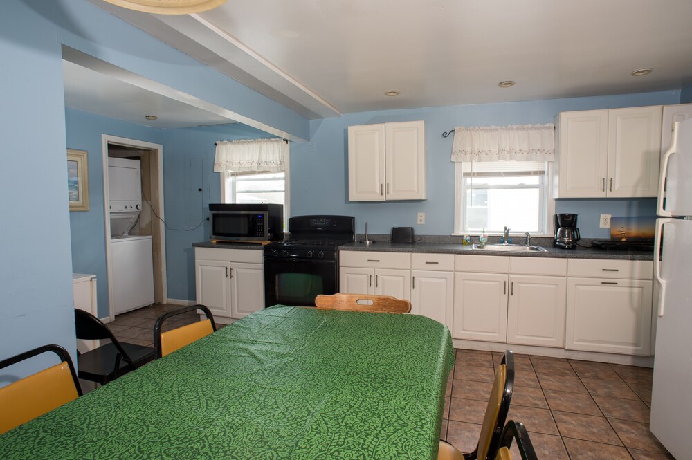 Nautical Motel and Suites - photo 48