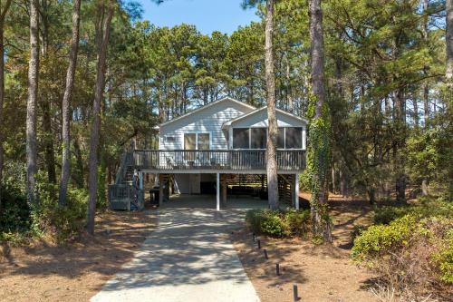 Moons Doc in Nags Head, United States