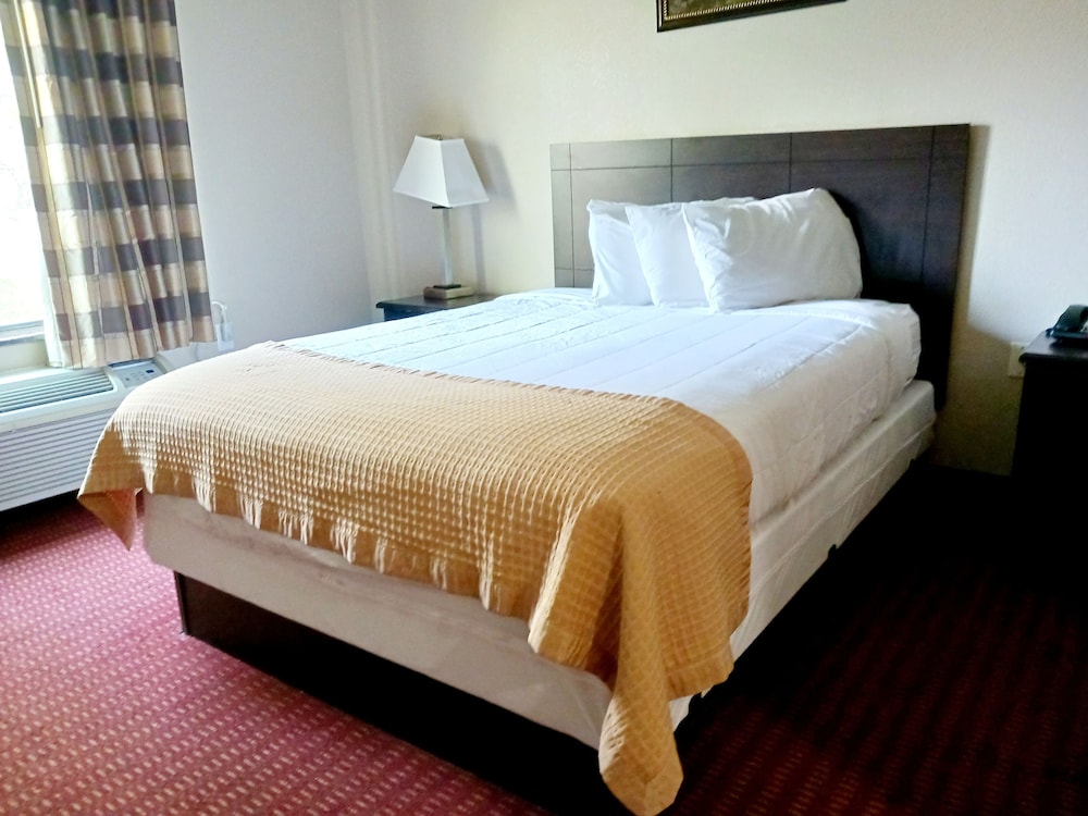 Yorktown Inn And Suites - photo 52