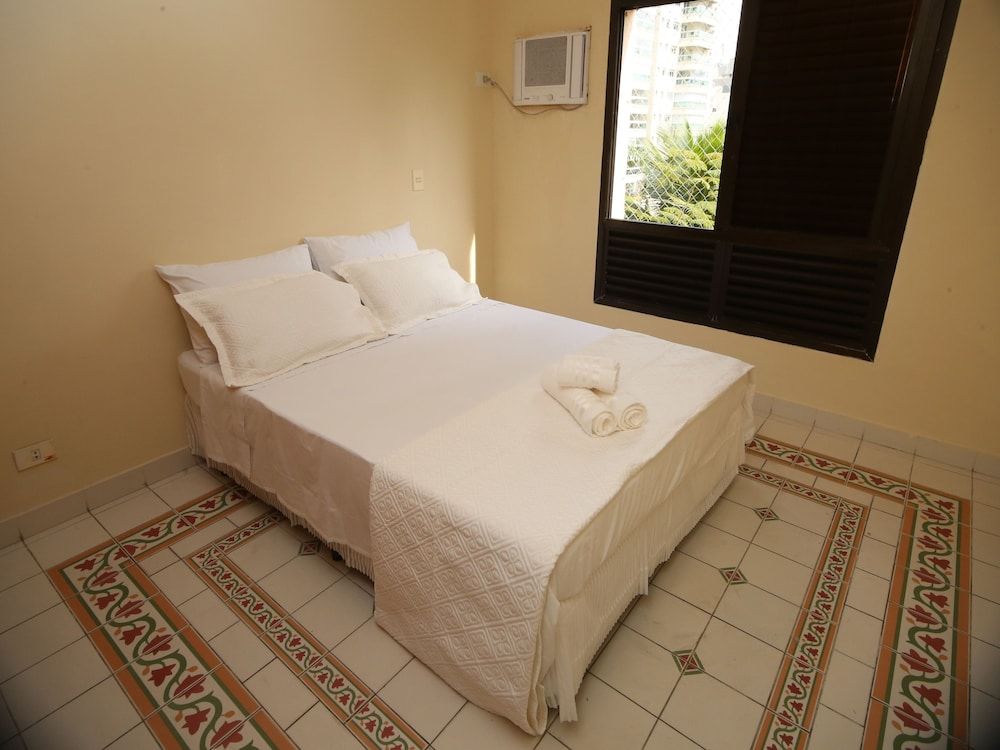 Suites Natalia Enseada - carbon neutral hotel in Guaruja