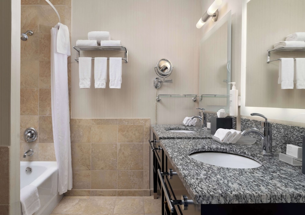 Homewood Suites by Hilton Chicago Downtown Magnificent Mile - photo 23